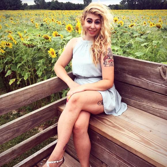 Profile Picture of Camille Walsh (@camille_walsh) on Poshmark