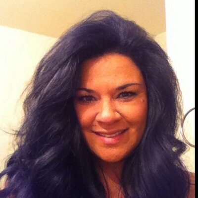 Profile Picture of Nicole Dobbins (@Nickyraven) on Twitter