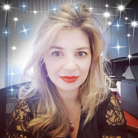 Profile Picture of Natasha Kalinichenko (@nkalina) on Poshmark