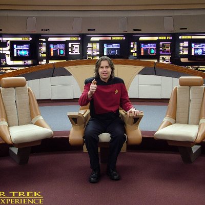 Profile Picture of Michael David Key (@MikesStarArt) on Twitter