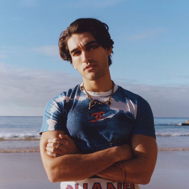 Profile Picture of Jheuston (@@jheuston) on Tiktok