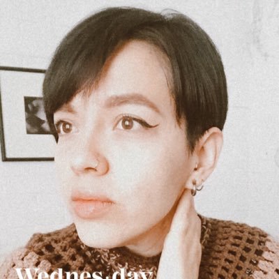 Profile Picture of Carolina Campuzano (@Caro_Bruja) on Twitter