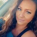 Profile Picture of Lisa Houghton (@itsprobably_wine) on Instagram