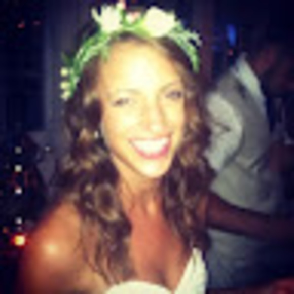 Profile Picture of Gina Hepp (@ginamariehepp) on Poshmark