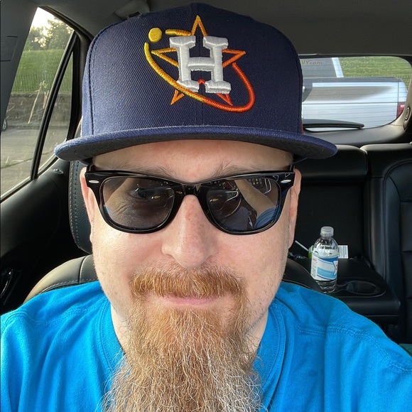 Profile Picture of Brian Heflin (@groundhog316) on Poshmark