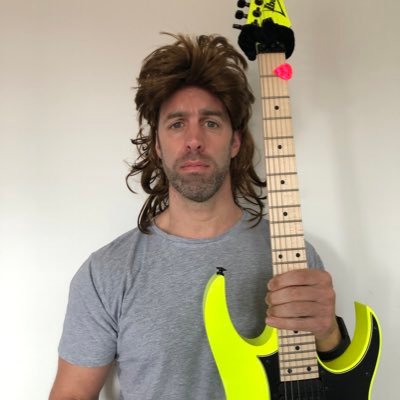 Profile Picture of Dan Frew (@DanTheManFlan) on Twitter