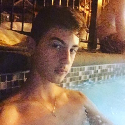 Profile Picture of Jeremy Langlois (@JeremyL47168394) on Twitter