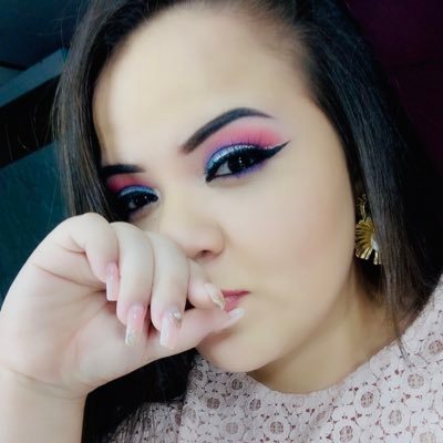 Profile Photo of Gina Flores (@07Ginaflores) on Twitter