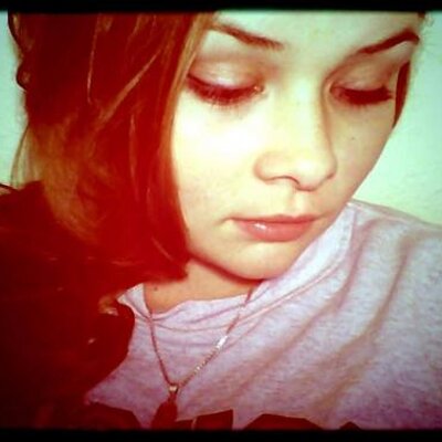 Profile Picture of Alyssa Brune (@@Goofy_Brune_12) on Twitter