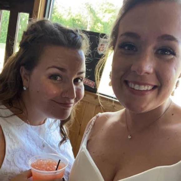 Profile Picture of Leslie Friebel (@snac230) on Poshmark