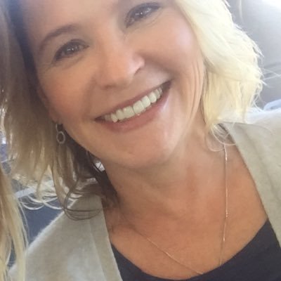 Profile Picture of Mari Ramsey (@MikiMMR) on Twitter