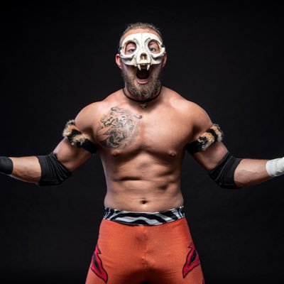 Profile Picture of 𝐓𝐡𝐨𝐫𝐧𝐞 𝐓𝐡𝐞 𝐇𝐮𝐧𝐭𝐞𝐫🦓🐅 (@ThorneTheHunter) on Twitter