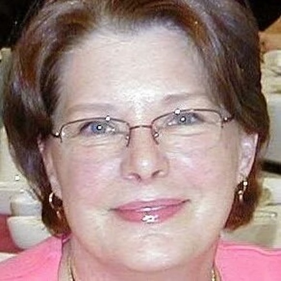 Profile Picture of Connie Ramsdell (@c1rams711) on Poshmark