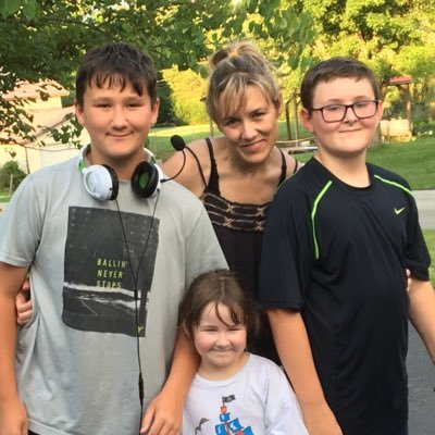 Profile Picture of Becky Jasinski (@BeckyJasinski) on Twitter