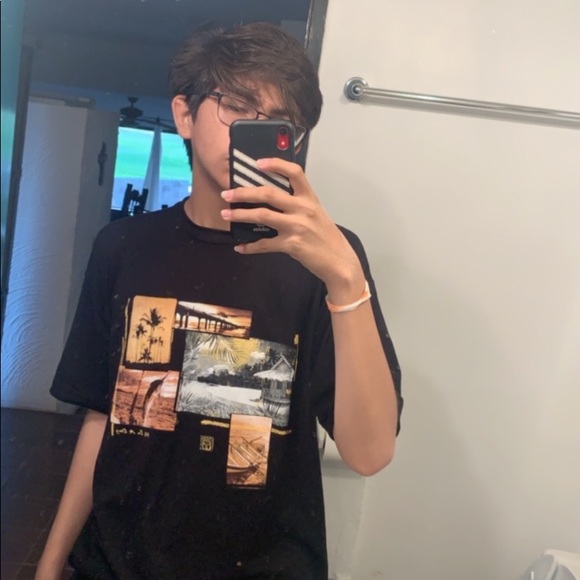 Profile Picture of Isaac Rendon (@isaacrrendon) on Poshmark