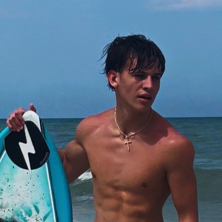 Profile Picture of Chris Scott II. ﾒ𝟶 (@chrisscott.ll) on Tiktok