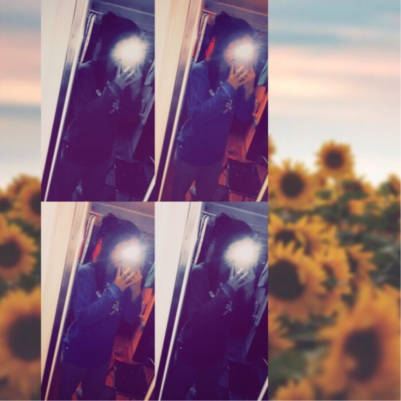Profile Picture of Kailynn Deviney (@kailynndeviney) on Poshmark
