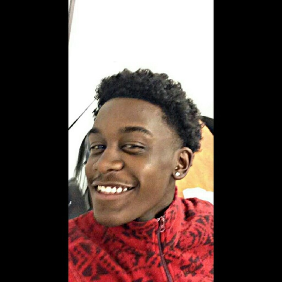 Profile Picture of Ramel Curry (@meloo_of_347) on Poshmark