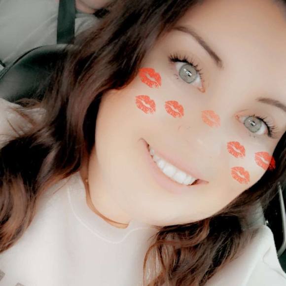 Profile Picture of Jaden Hitzfelder (@jaybug2013) on Poshmark