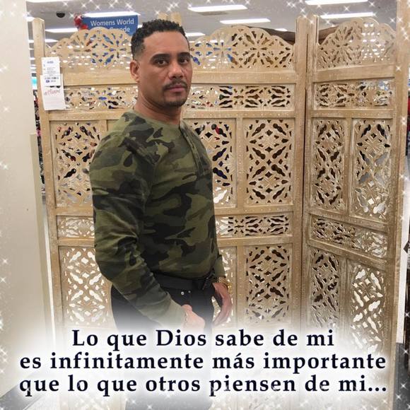 Profile Picture of Gustavo Ramirez (@gustavoramir297) on Poshmark