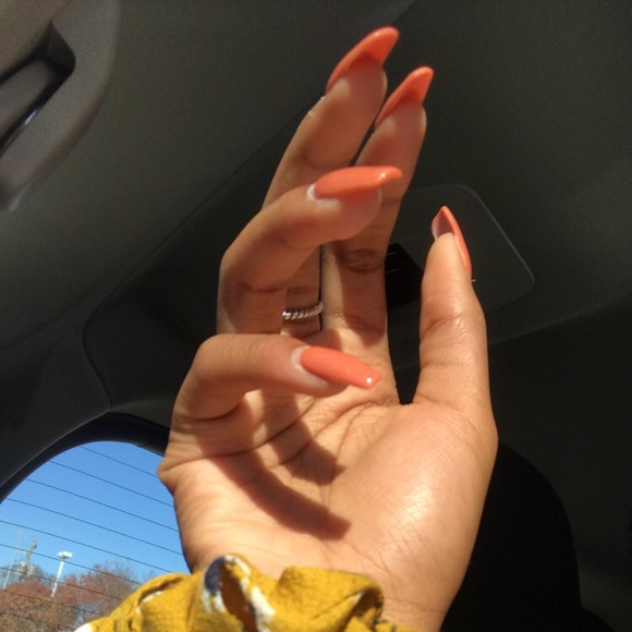 Ginina Pierre - Poshmark Profile Picture of Ginina Pierre (@gininap) on Poshmark