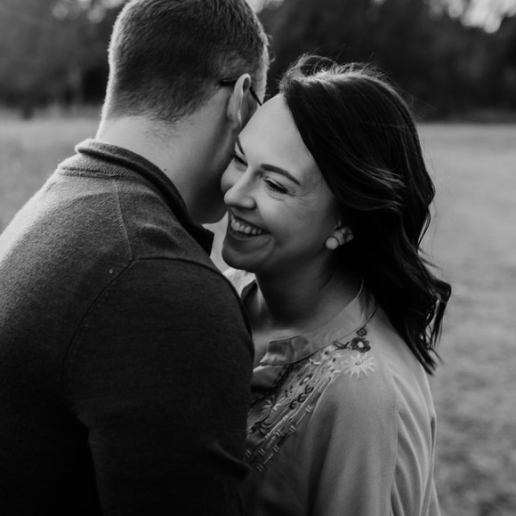 Profile Picture of Danielle Hauch (@mrshauch) on Poshmark