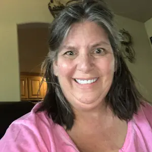 Profile Picture of user315014010436 (@@michellehenning2020) on Tiktok