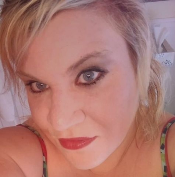 Profile Picture of Ariel Feddon (@arielfeddon) on Poshmark