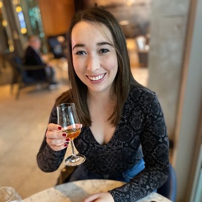 Profile Picture of Lisa Montoya (@LisaCMontoya) on Twitter