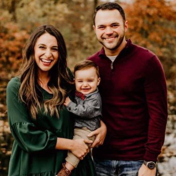 Profile Picture of Nicolette Thomas (@nicolettetho635) on Poshmark