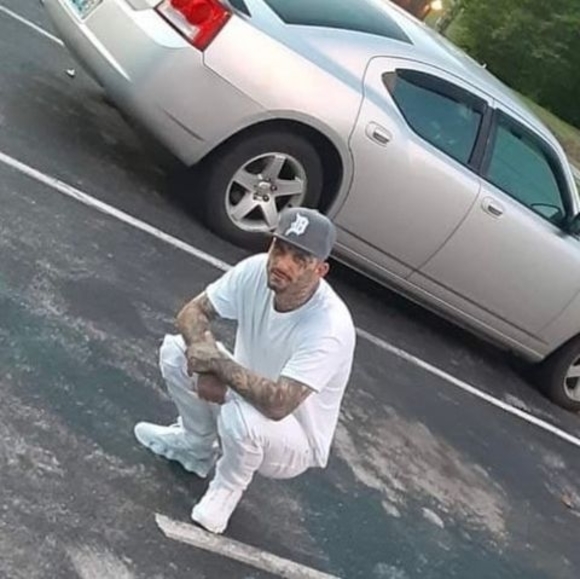 Profile Picture of Shaun-paul Fields (@nikkareal06) on Poshmark