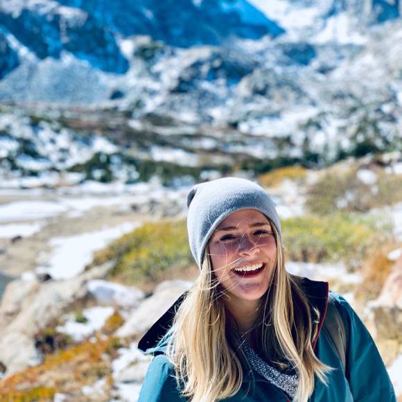 Profile Picture of Kelsey Mortell (@kelseymortell) on Poshmark