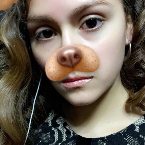 Profile Picture of Nina Lapee (@ninajl1) on Poshmark