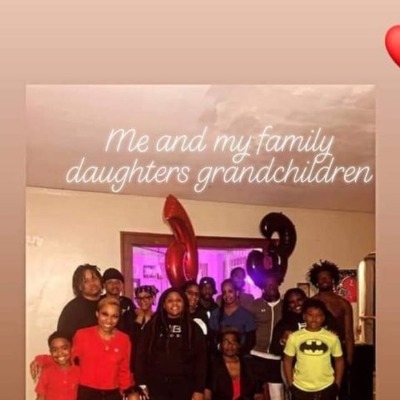 Profile Picture of Sharon Daniel (@sharondaniel574) on Poshmark