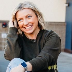 Profile Picture of Amanda Berry | Life & Mindset Coach (@msamandakberry) on Pinterest