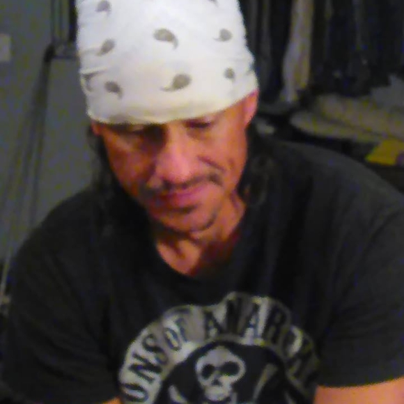 Profile Picture of James Turnbow (@jamesturnbow1) on Poshmark