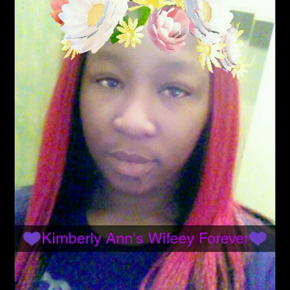 Profile Picture of Autumn Porter (@misscherry10) on Poshmark