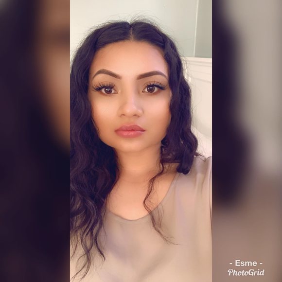 Profile Picture of Esmeralda Aifan (@essie_81) on Poshmark