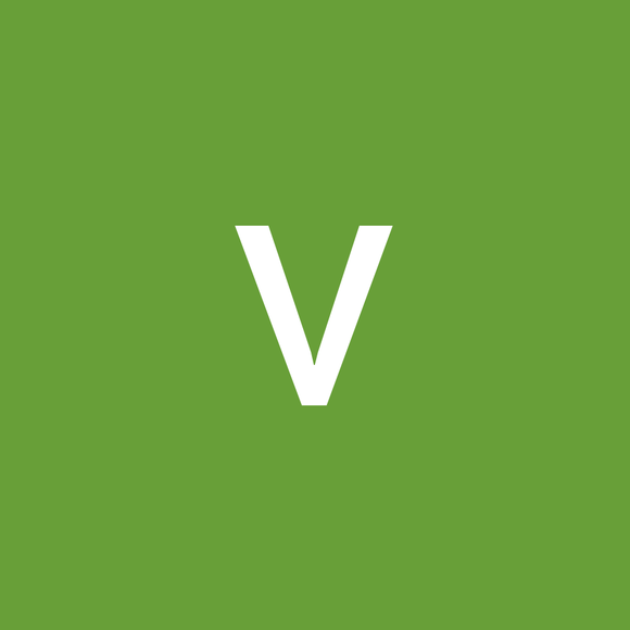 Profile Picture of Venecia Beronilla (@avenick50) on Poshmark