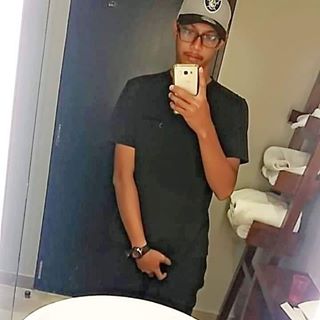 Profile Picture of Kenneth Oyamag (Smoker) (@kenneth.gayming) on Facebook