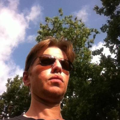 Profile Picture of Larry D Thacker (@1xxLARRYxx1) on Twitter