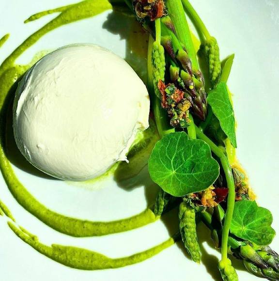 Profile Picture of John Manning (@jmanningsewell) on Poshmark