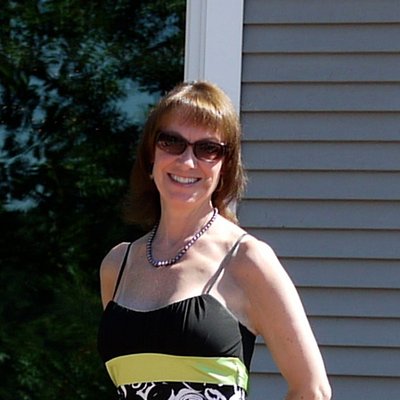 Profile Picture of Pamela Levesque (@PamLev72) on Twitter