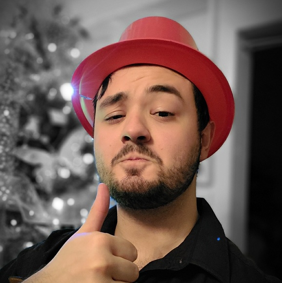Profile Picture of Mihael Ogrin (@deusmiki) on Poshmark