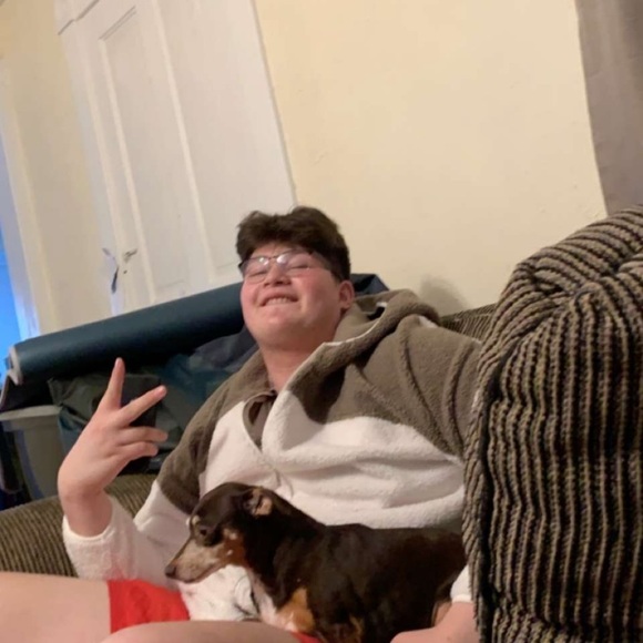 Profile Picture of Cameron Alberts (@cama501) on Poshmark
