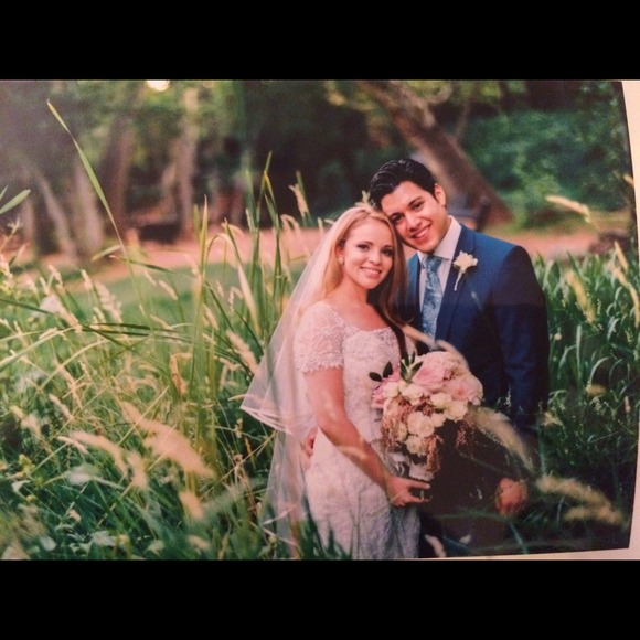 Profile Picture of Rosalynne Rivera (@rosalynne) on Poshmark