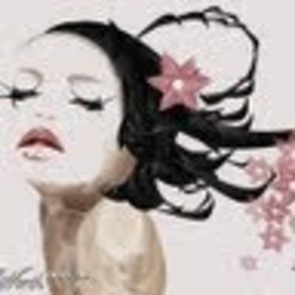 Profile Picture of Ruby Drew (@rdrew365) on Poshmark