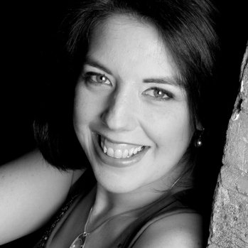 Profile Picture of Deborah Davison (@debbiemezzo) on Twitter