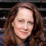 Profile Picture of Humans On The Verge With Kelly Carlin-McCall (@KellyCarlinMcCallHotV) on Youtube