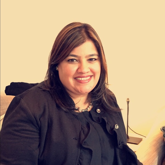 Naadia Chaudhry - Poshmark Profile Picture of Naadia Chaudhry (@nadski) on Poshmark